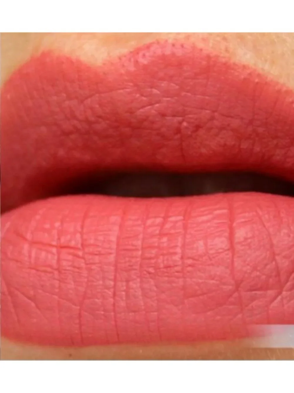 NWOT HUDA BEAUTY Jetsetter Pink Matte Liquid Lipstick DISCONTINUED/Limited Ed.